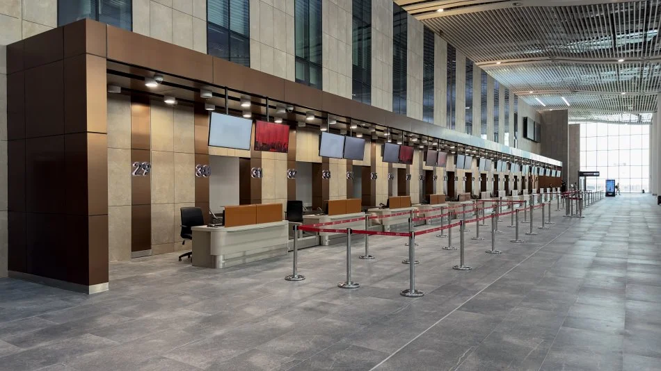 Çukurova Havalimanı Projesi 32.000 m2  Çatı Kaplama ve Asma Tavan İmalatı